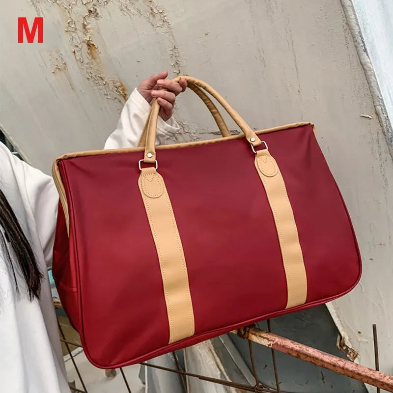 20-35l waterproof nylon travel gym shoulder duffel bag with large capacity - product image