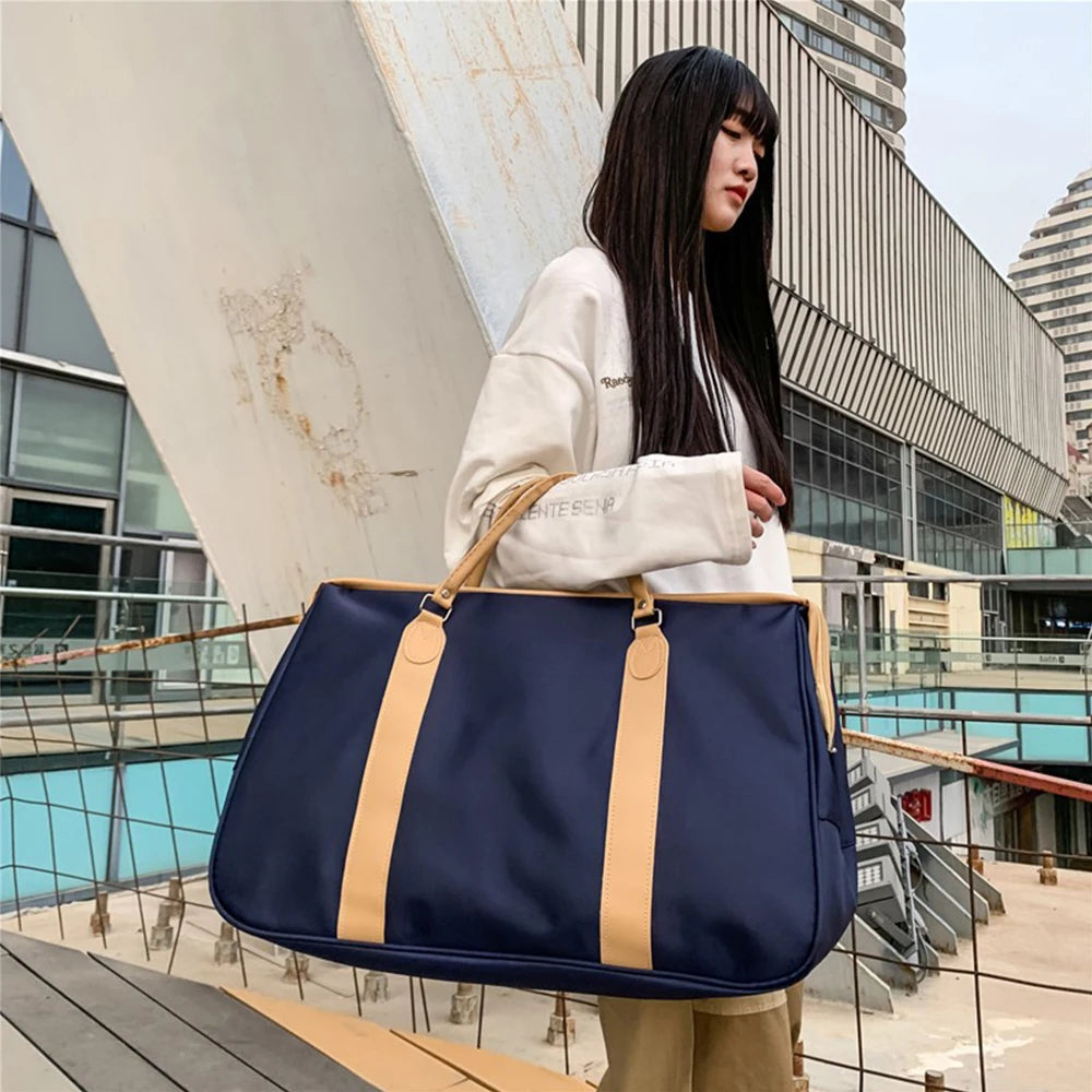 20-35l waterproof nylon travel gym shoulder duffel bag with large capacity - product image