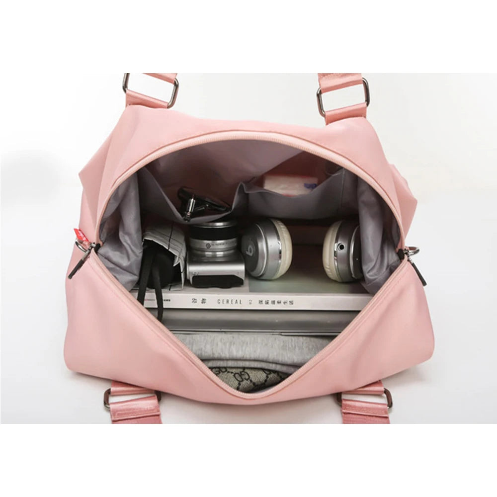 20-35l waterproof nylon outdoor foldable crossbody gym fitness bag - product image