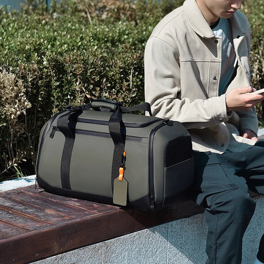 Gym duffel bag with shoe compartment, wet/dry separation and detachable shoulder strap - product image