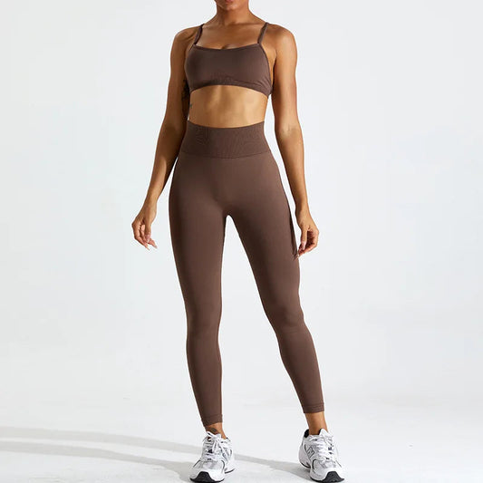 Nylon knit anti-pilling breathable quick dry women's seamless 2.0 cloud activewear set - product image