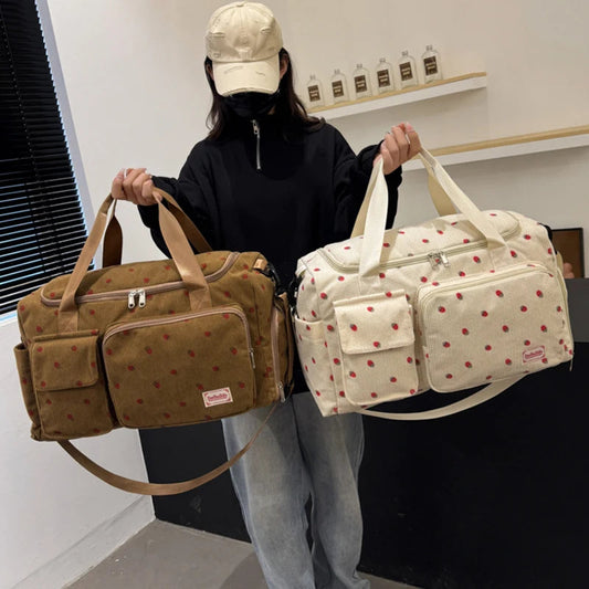 Sports duffel bag with shoe compartment, wet/dry separation and removable shoulder strap - product image