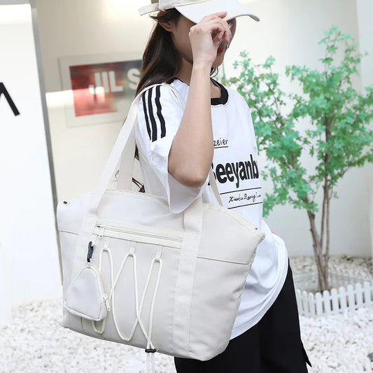 Waterproof gym fitness shoulder bag with dry-wet separation and detachable pouch - product image