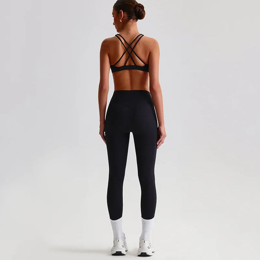 Women's 2-piece workout set strappy sports bra and leggings - product image